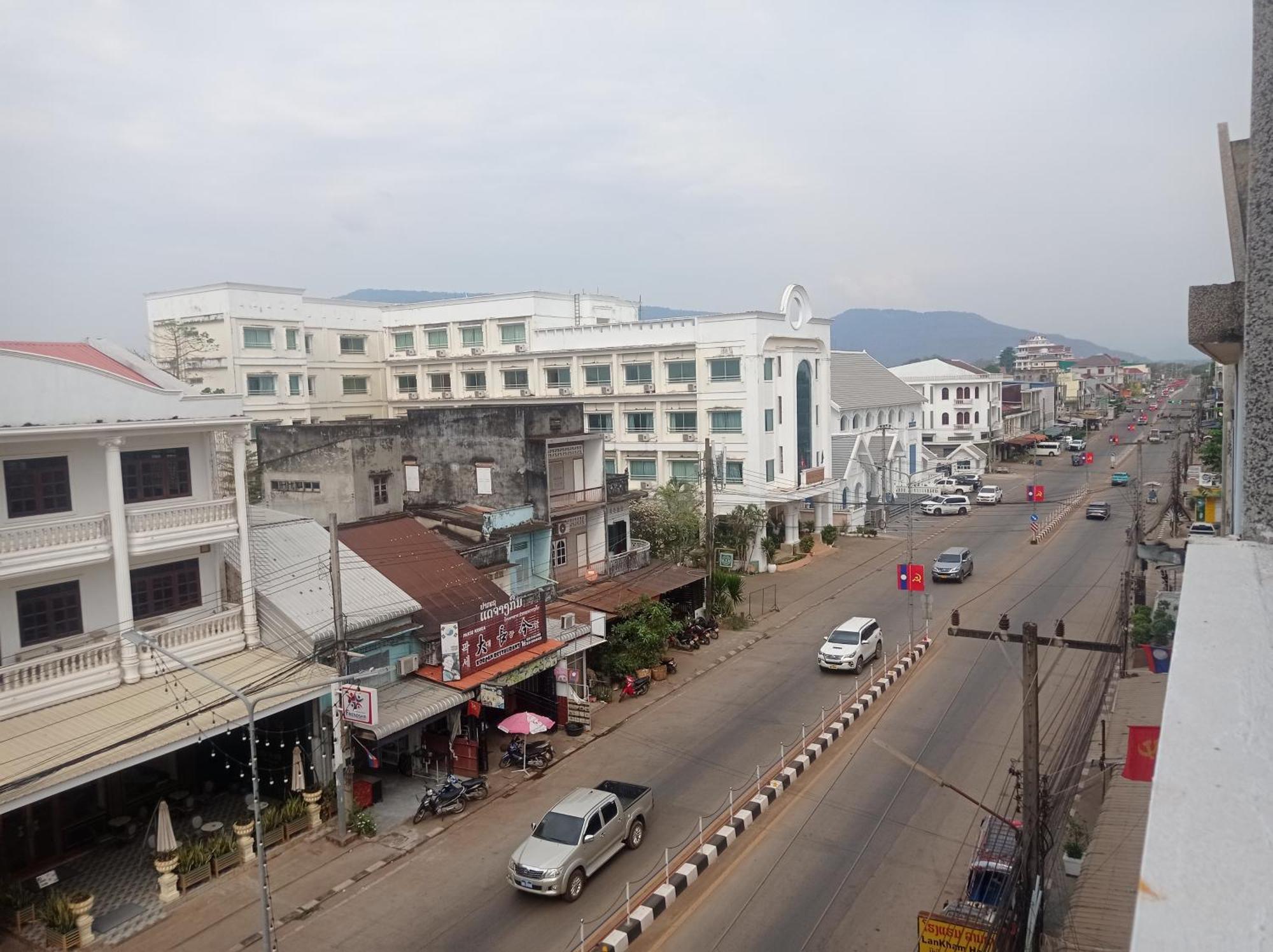 Jasmine Hostel & Guesthouse Pakse Exterior foto